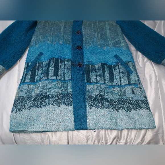 #12.Save the Queen Women's Coat. Size: Small. Aqua and Blue color. Made in Italy - Picture 5 of 16